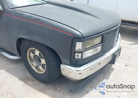 1999 Chevrolet Tahoe Lt из США, поврежденный, VIN 1GNEC13R2XJ404619